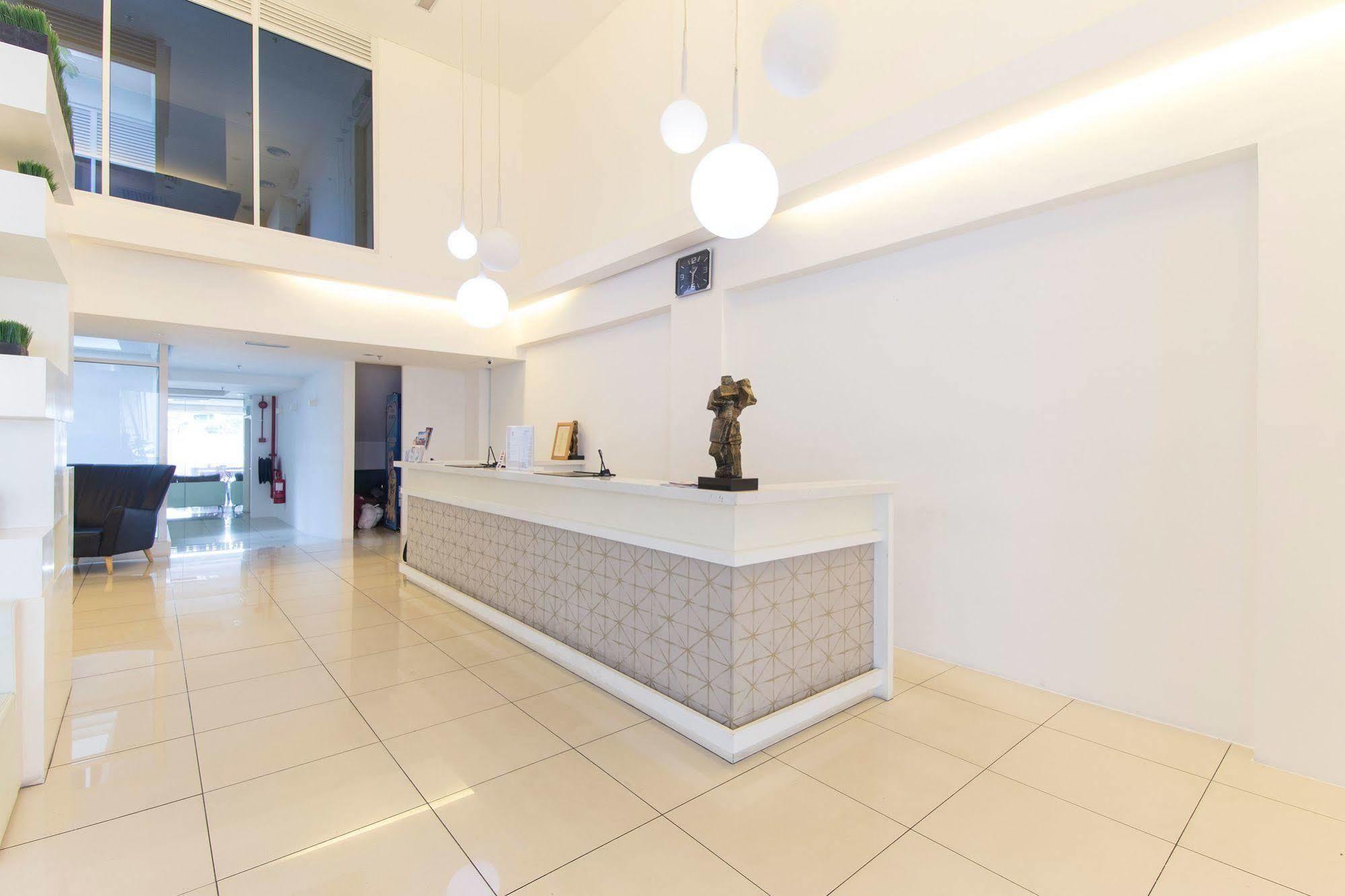 Zen Rooms Macallum Τζωρτζ Τάουν Εξωτερικό φωτογραφία